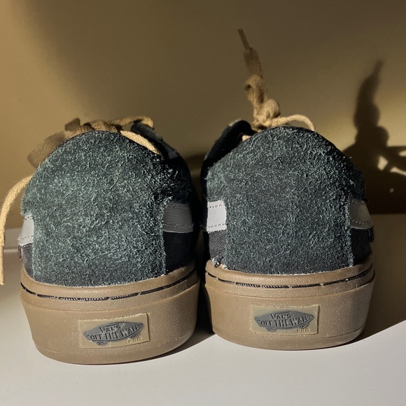 Vans Men's Black and Gray Sneakers - Picture 12 of 12